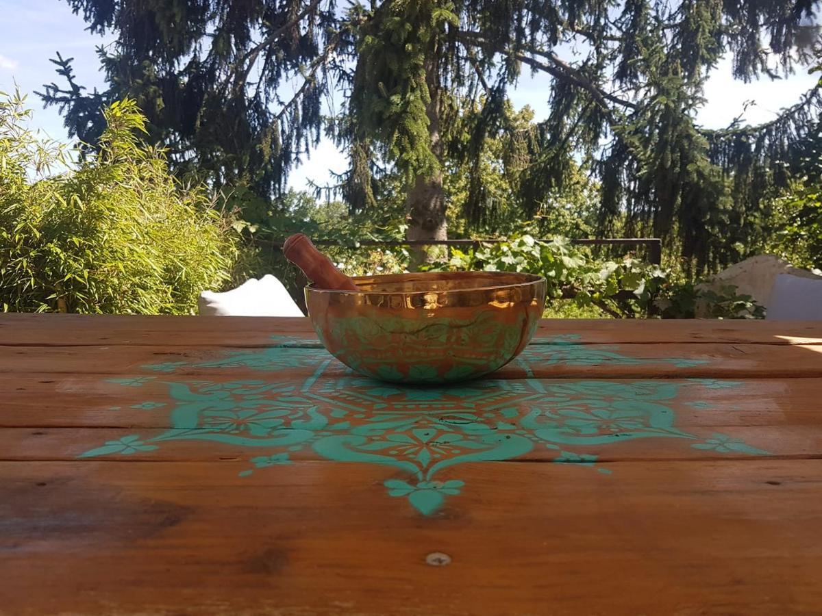 La Belmontaise Bed and Breakfast Beaumont-sur-Sarthe Eksteriør billede