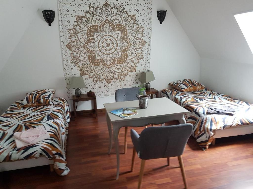 La Belmontaise Bed and Breakfast Beaumont-sur-Sarthe Eksteriør billede