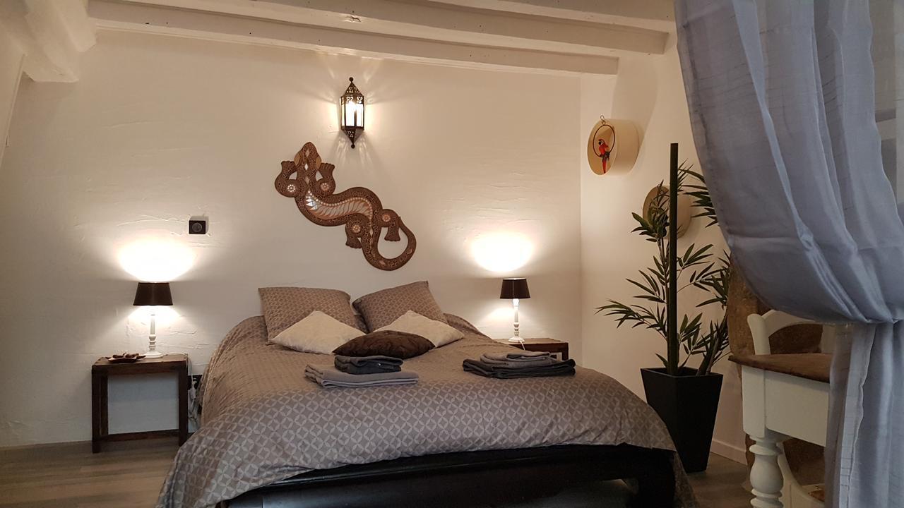 La Belmontaise Bed and Breakfast Beaumont-sur-Sarthe Eksteriør billede