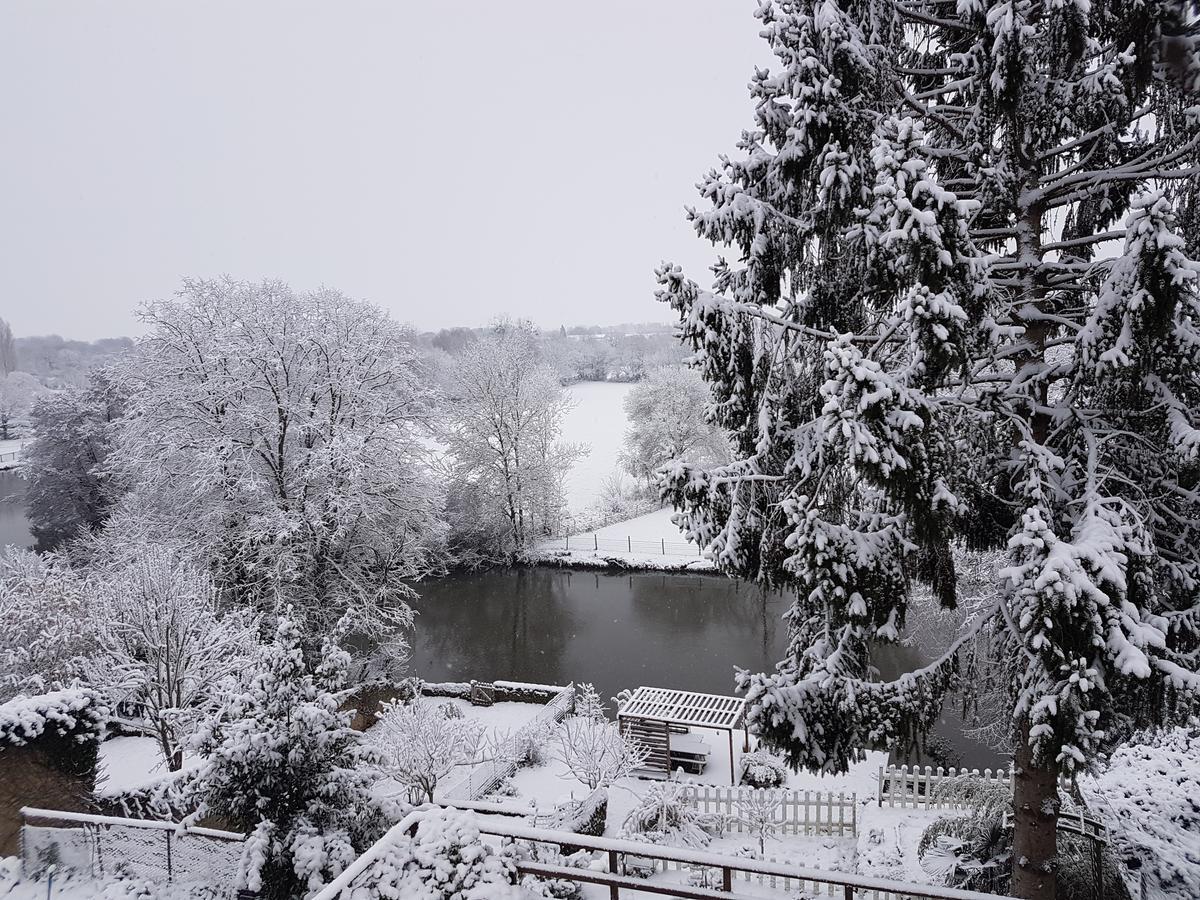 La Belmontaise Bed and Breakfast Beaumont-sur-Sarthe Eksteriør billede