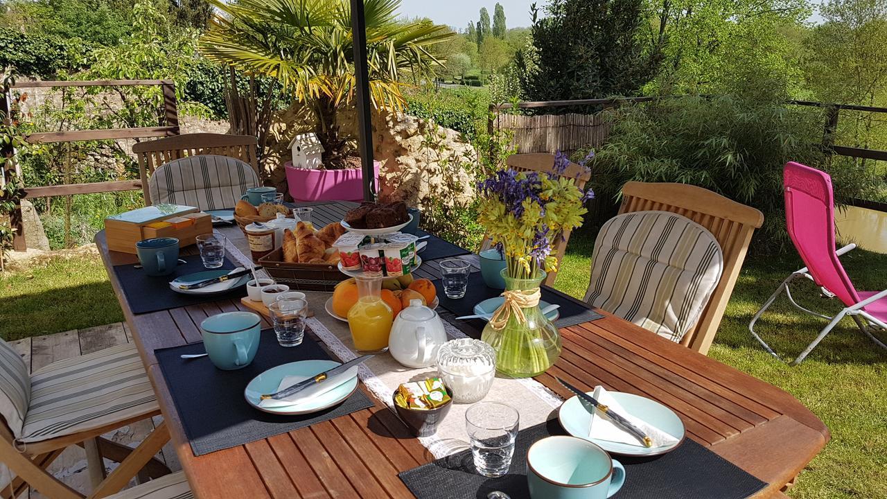 La Belmontaise Bed and Breakfast Beaumont-sur-Sarthe Eksteriør billede