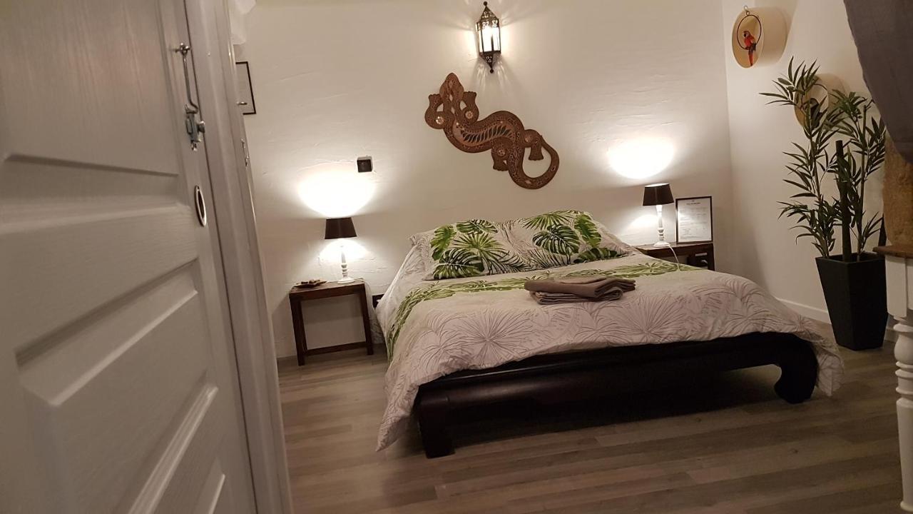 La Belmontaise Bed and Breakfast Beaumont-sur-Sarthe Eksteriør billede